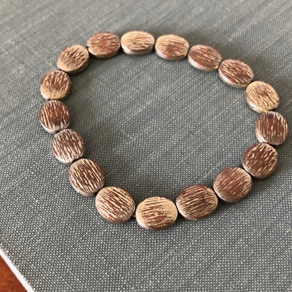 Free w. Purchase-Gold Bead Elastic Bracelet - Picture 4 of 5